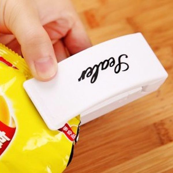 Multi-function Mini Portable Handy Plastic Bag Sealer Sealing Machine (White)