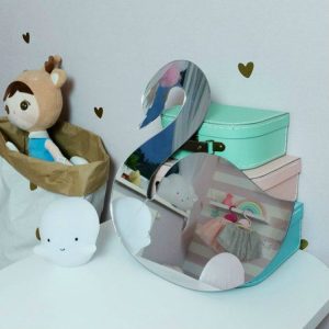 Creative Home Baby Room Children Room Cartoon Acrylic Mirror Pendant Decoration, Style: Swan (24x28x0.3 cm)