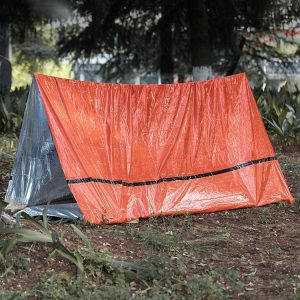 Portable Aluminum Film Outdoor Emergency Warming Triangular Tent (Orange)
