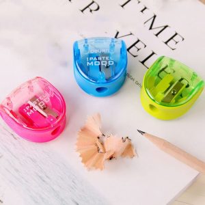 Deli 0578 Mini Cute Non-slip Pencil Sharpener Children Pencil Sharpener (Random Color Delivery)
